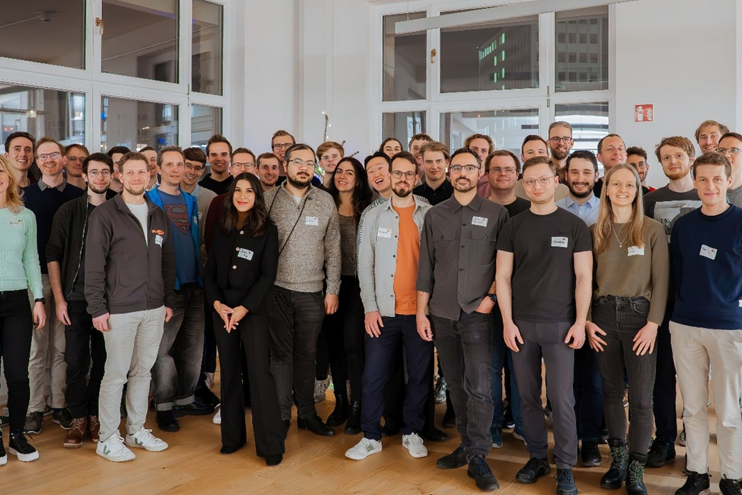 Die teilnehmenden HPI-Absolvent:innen beim Alumni-Treffen in Berlin