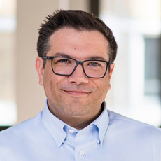 Portrait of AI@HPI Speaker and Chief Product Officer (CPO) at IONOS, Andreas Nauerz