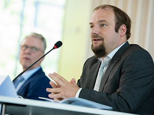 Prof. Dr. Christian Dörr