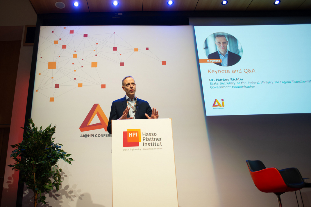 Dr. Markus Richter during his keynote speech