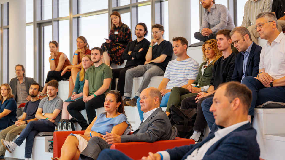 Besuch von Bundeskanzler Olaf Scholz am Hasso Plattner Institut Potsdam am 23.08.2024