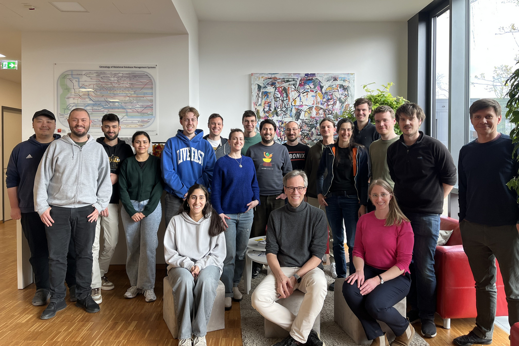 IDE Research School Group. All members of the Information Data Engineering Research School 