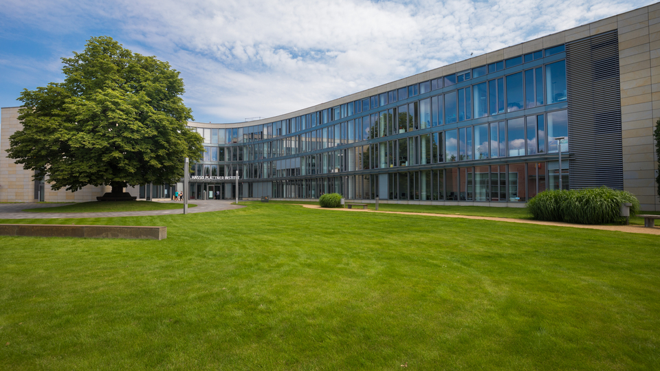 HPI Hauptgebäude auf Campus I