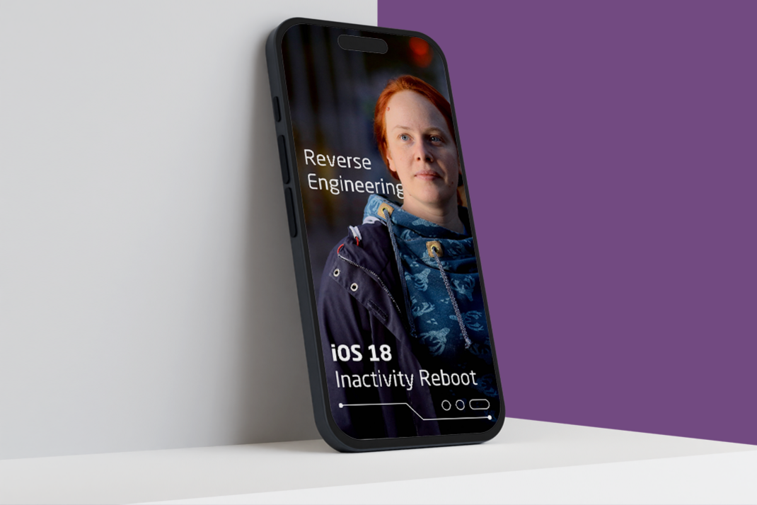 Das Bild eines Smartphones. Zusammen mit dem Text „Reverse Engineering“ und „IOS 18.1 Inactivity Reboot“ ist Jiska Classen vom HPI auf dem Display abgebildet.