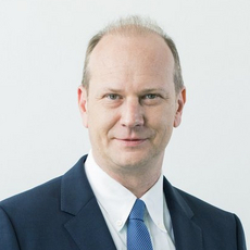 Portrait of HPI Managing Director Dr. Kölling