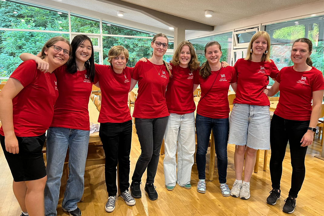 Ein Gruppenfoto der Mitglieder des deutschen Teams der EGOI 2025.