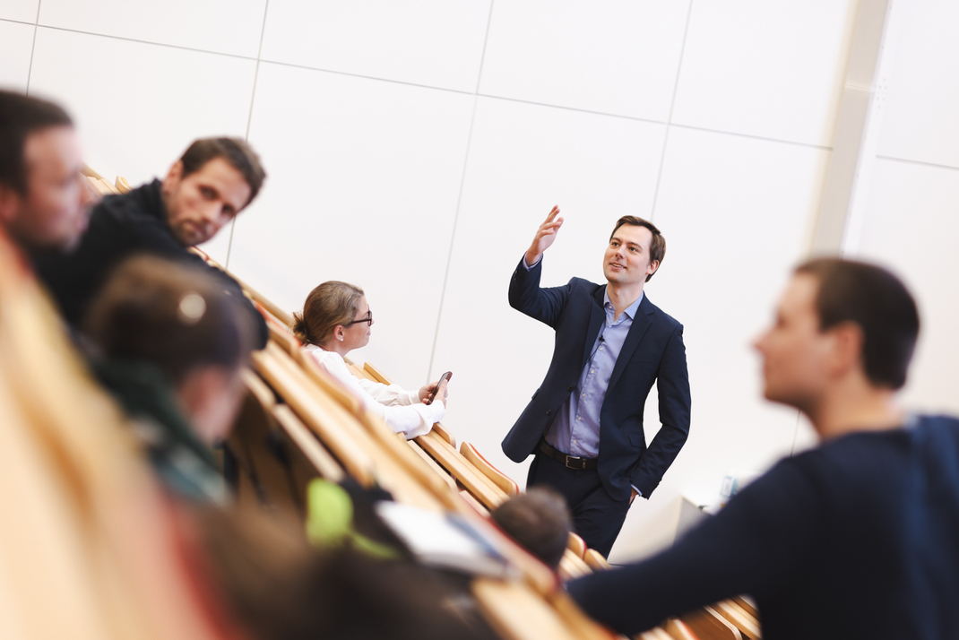 HPI professor Niclas Böhmer gives his inaugural lecture