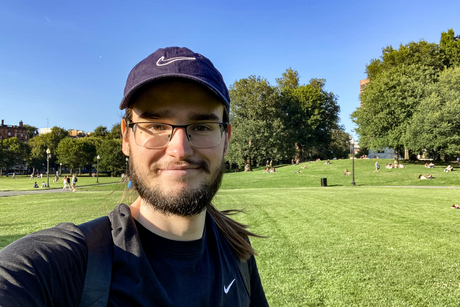 HPI master's student Marius Dörbandt on campus