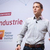 Dr. Christoph Amma auf der Industrie 4.0 Konferenz_Foto: HPI/K.Herschelmann