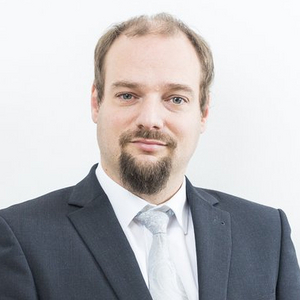 Porträt von HPI-Professor Christian Dörr