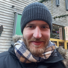 Portrait of PhD Student Antonius Naumann