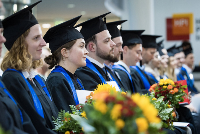 Graduates at the HPI Graduation Ceremony 2023