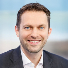 Portrait of AI@HPI Speaker and Chief Strategy & Innovation Officer and Managing Director at Deutsche Bank Christoph Rabenseifner