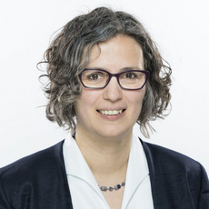 Portraitfoto der Head of Academic Partnerships Marija Petrovic