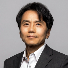 Portrait of the Post-Doctoral Fellow in Medicine, Artificial Intelligence, and the Law and CEO of Data4Life, Dr. M. W. Ben Illigens 