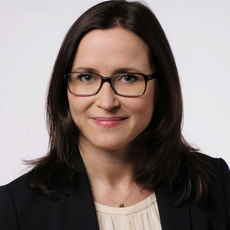 Portrait of the Lead Senior Physician (Leitende Oberärztin) at the Charité, Prof. Dr. Maria Margarete Karsten