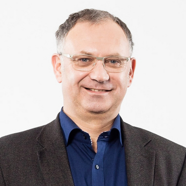 Portrait of Head of Operating Systems and Middleware Prof. Dr. Andreas Polze