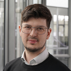 Portrait of AI@HPI Speaker and Project manager of the AI Service Centre Berlin-Brandenburg at HPI, KonKIs Lasse Kohlmeyer
