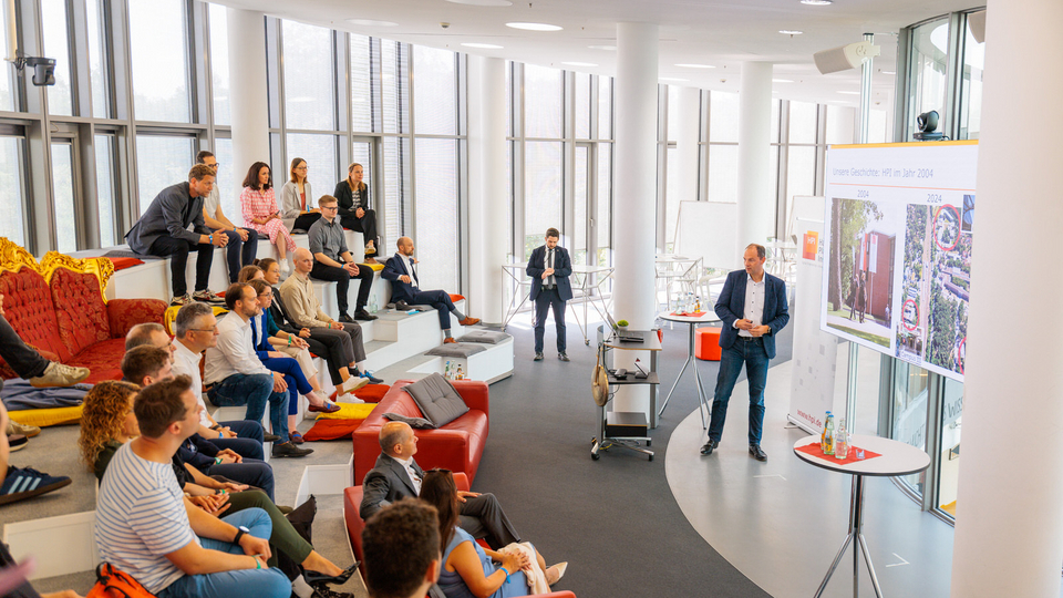 Besuch von Bundeskanzler Olaf Scholz am Hasso Plattner Institut Potsdam am 23.08.2024
