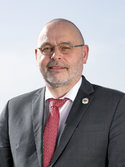 Dr. Gerhard Schabhüser